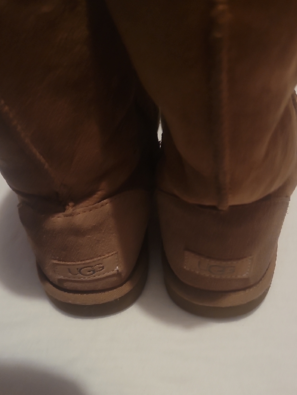 UGG Short Shearling-Lined Winter Boots - Chestnut - Picture 2 of 6